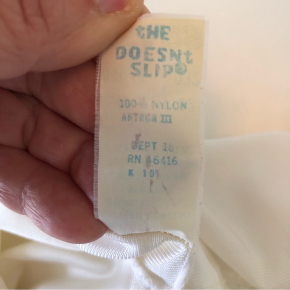 Vintage Sears Slip Dress White Cream Women’s 32 “The Doesn’t Slip”, Nylon w Lace - Picture 9 of 9